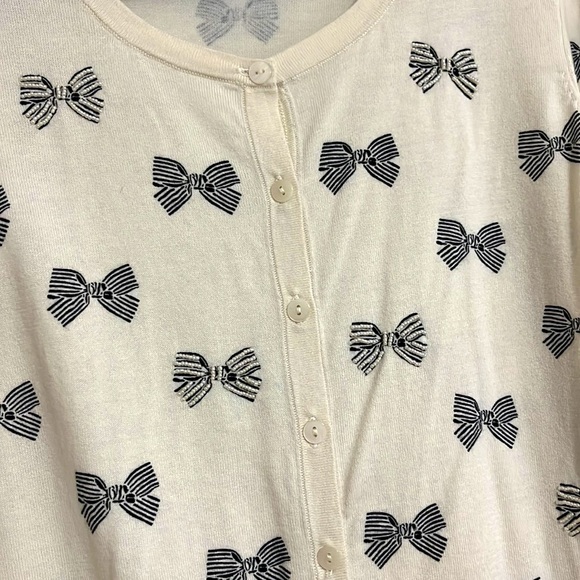 Talbots size X (between a 1X and XL) beaded bow print cardigan- EUC - Picture 3 of 3